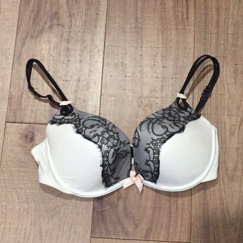 Victoria secret bra